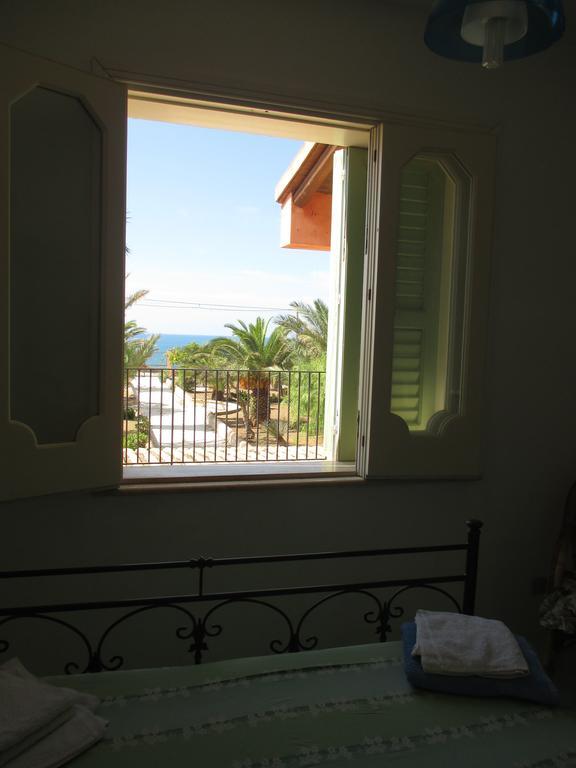 La Villa Rosa Al Mare Pozzallo Pokoj fotografie