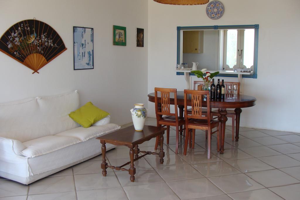 La Villa Rosa Al Mare Pozzallo Pokoj fotografie